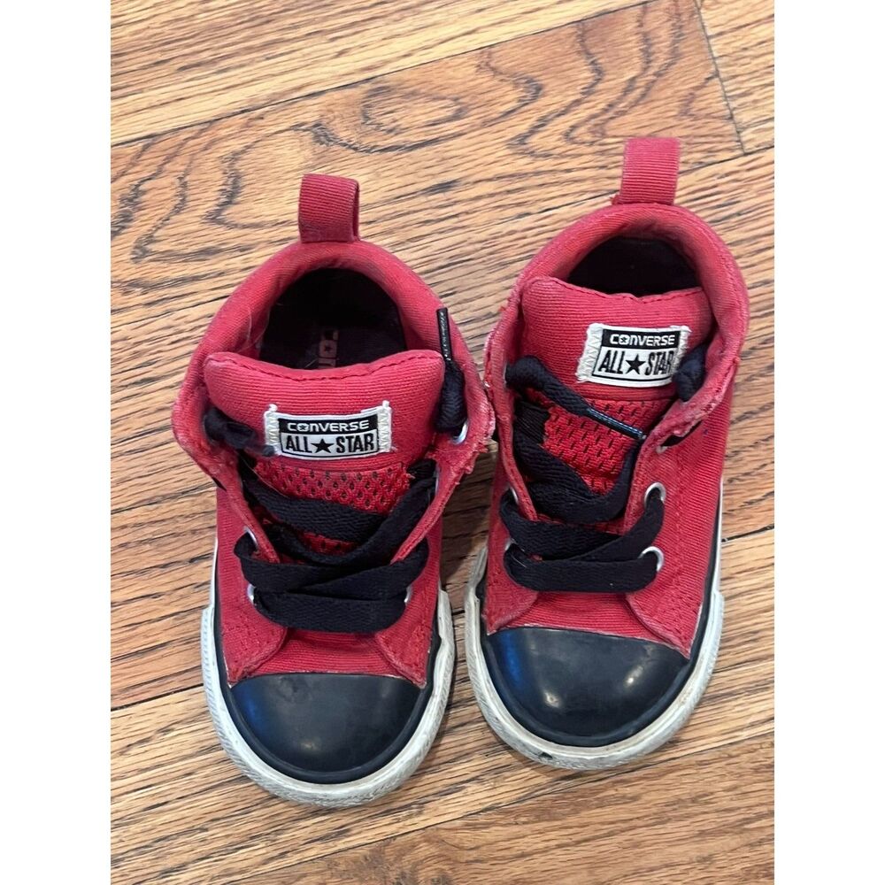 Converse Chuck Taylor All Star Axel Mid - Red/Black Toddler  Size 7